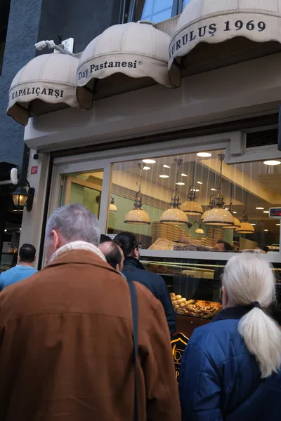Day Day Pastanesi Istanbul: A Sweet Journey Through 60 Years of Armenian Bakery Tradition 2