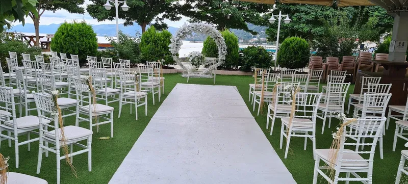 Ceren Restaurant