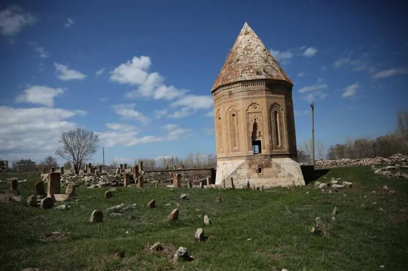 Gevaş Cemetery