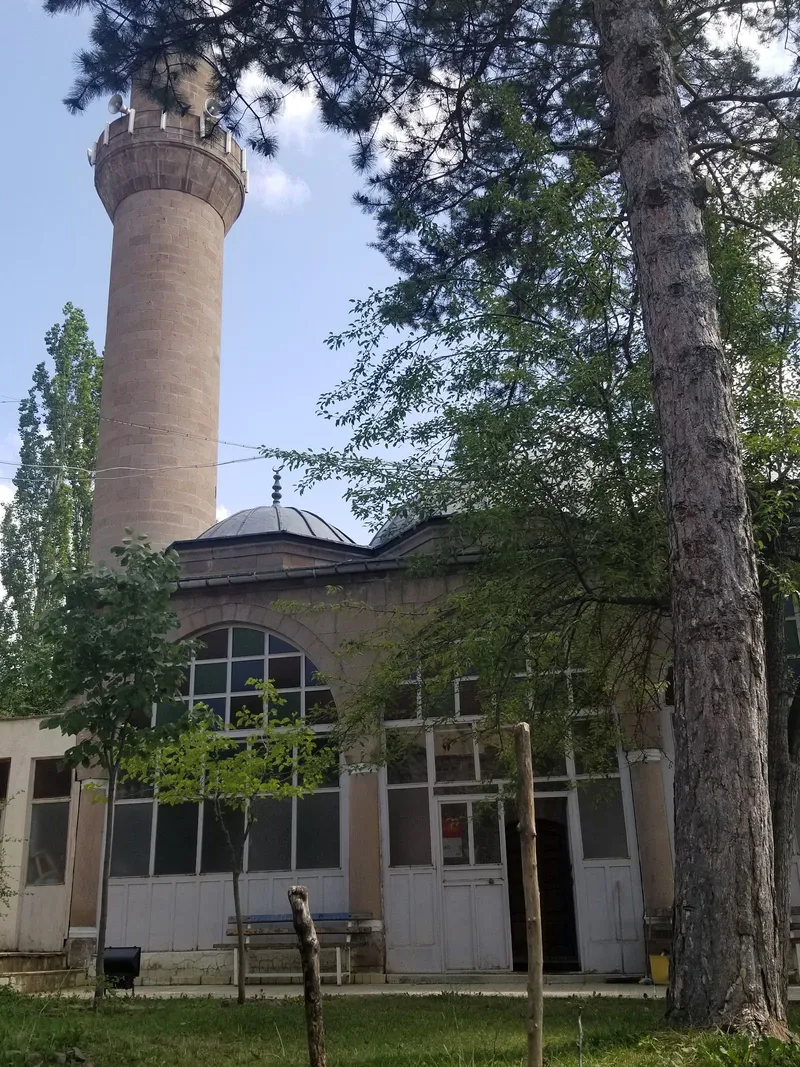 Kurşunlu Caddesi to Kurşunlu Cami